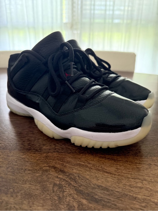 Jordan Other - Jordan 11 Low Sz10 (72-10 / black colorway)